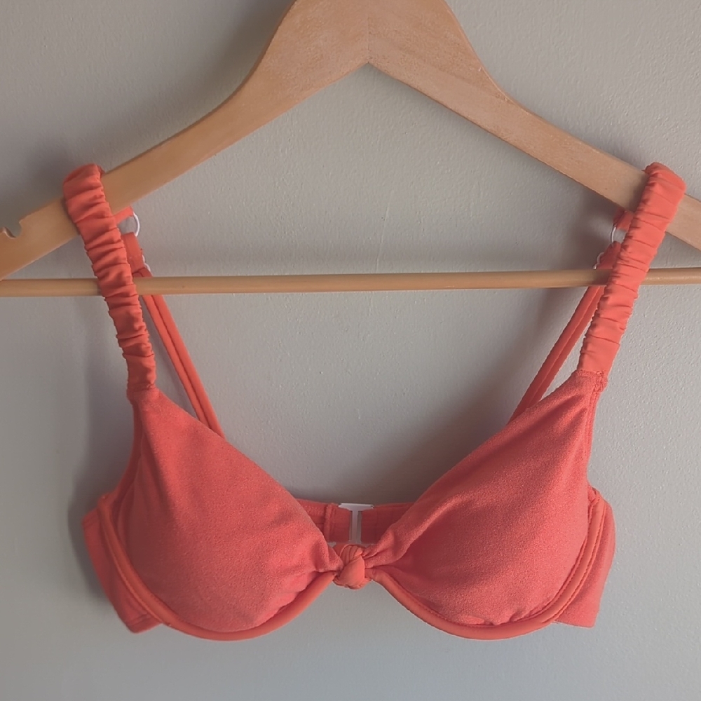 Sanctuary. Orange 'Spalsh' Crinkle Strap Bikini Top. Size Small.